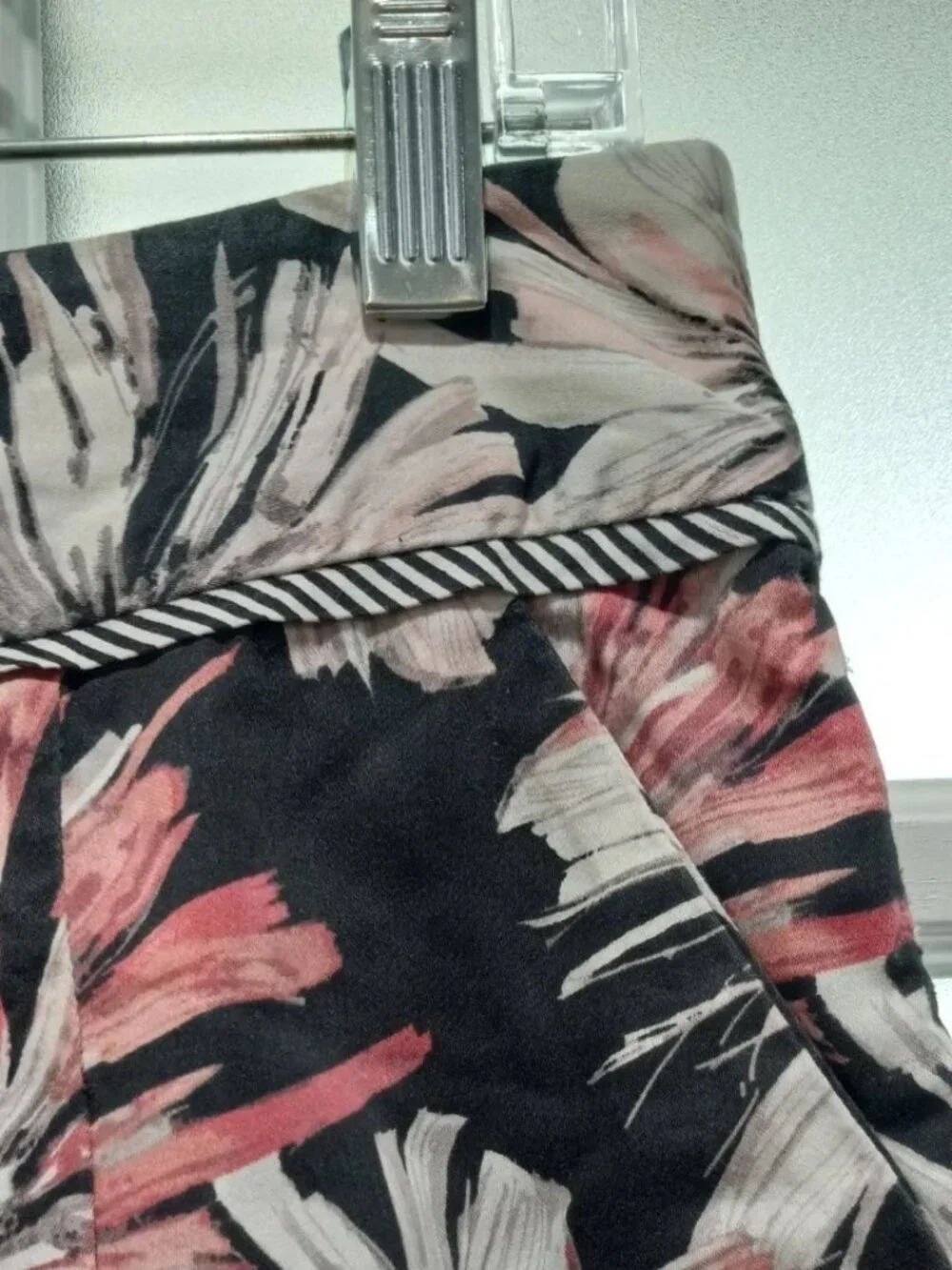 Liz Claiborne Women Floral Skirt Size 8